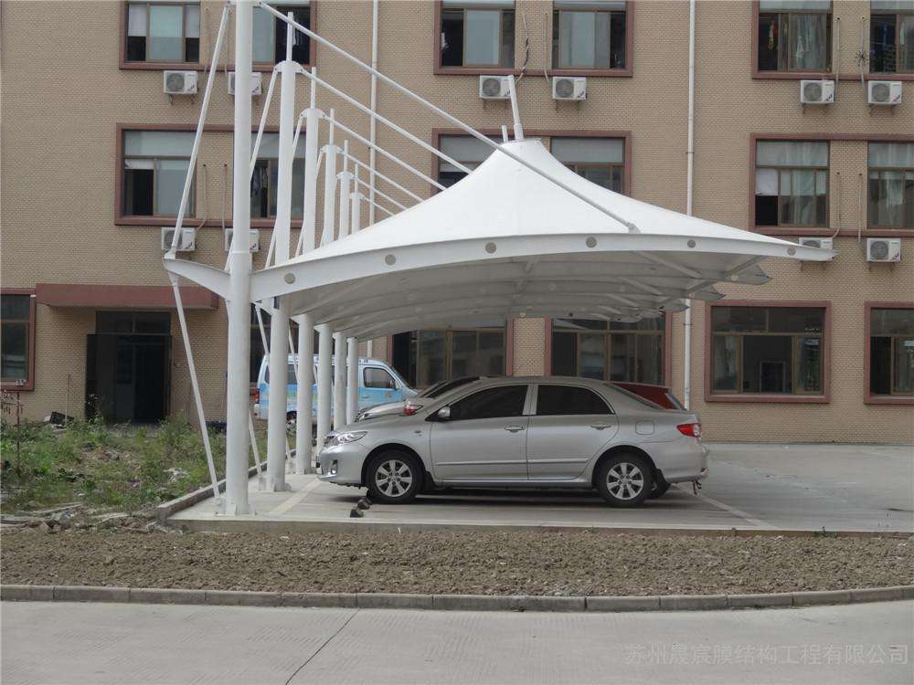 尖頂式膜結(jié)構(gòu)停車篷